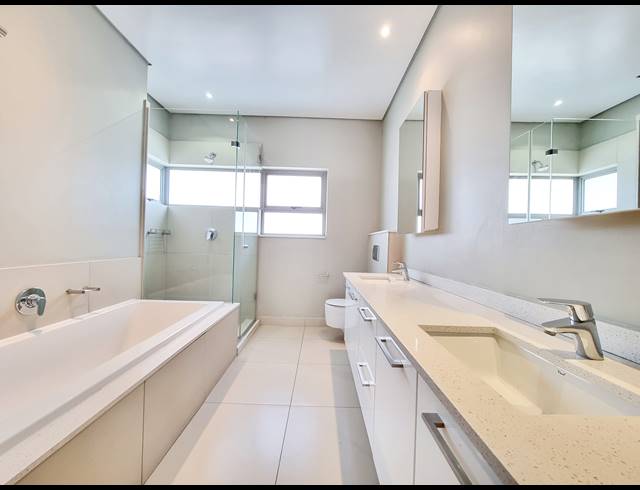 3 BEDROOM DUPLEX TO LET IN OAKLANDS